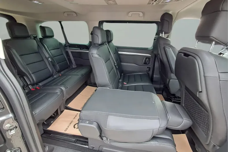 Citroën SpaceTourer din 2025 cu 3.021 km - oferta CIT134967 - foto 12