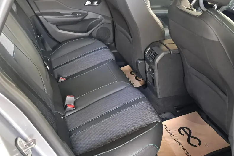 Peugeot 308 din 2023 cu 14.500 km - oferta PEU134968 - foto 9