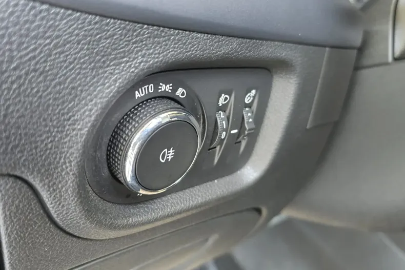 Opel Astra din 2021 cu 118.676 km - oferta OPE134971 - foto 11