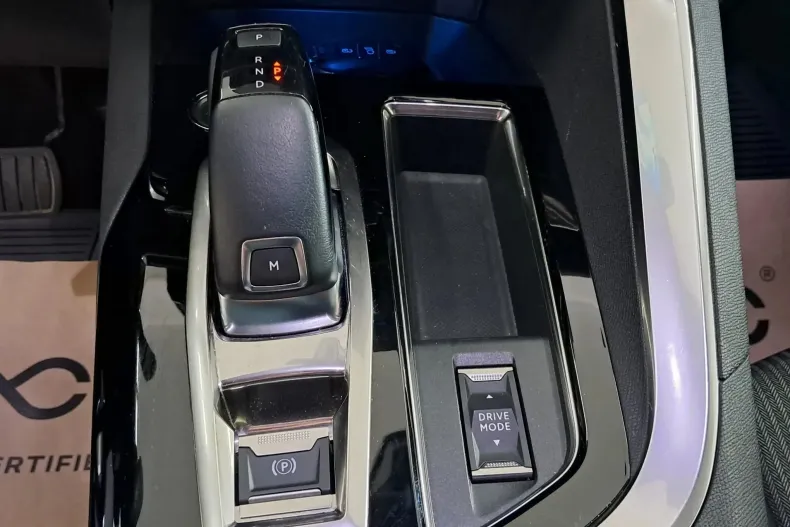 Peugeot 3008 din 2022 cu 27.090 km - oferta PEU134975 - foto 14