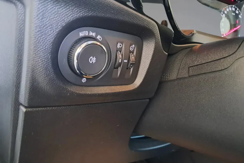 Opel Corsa din 2022 cu 18.656 km - oferta OPE134977 - foto 17