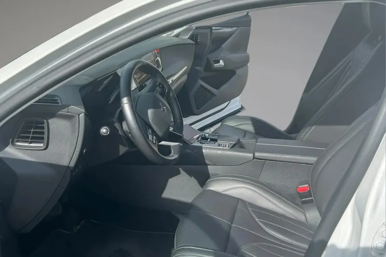 DS Automobiles DS 4 din 2023 cu 14.900 km - oferta DSA134979 - foto 8