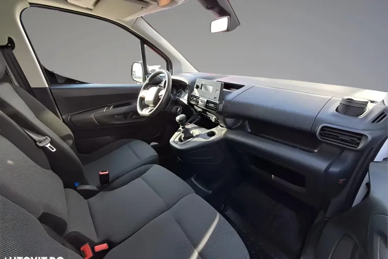 Citroën Berlingo din 2022 cu 1.526 km - oferta CIT134983 - foto 6