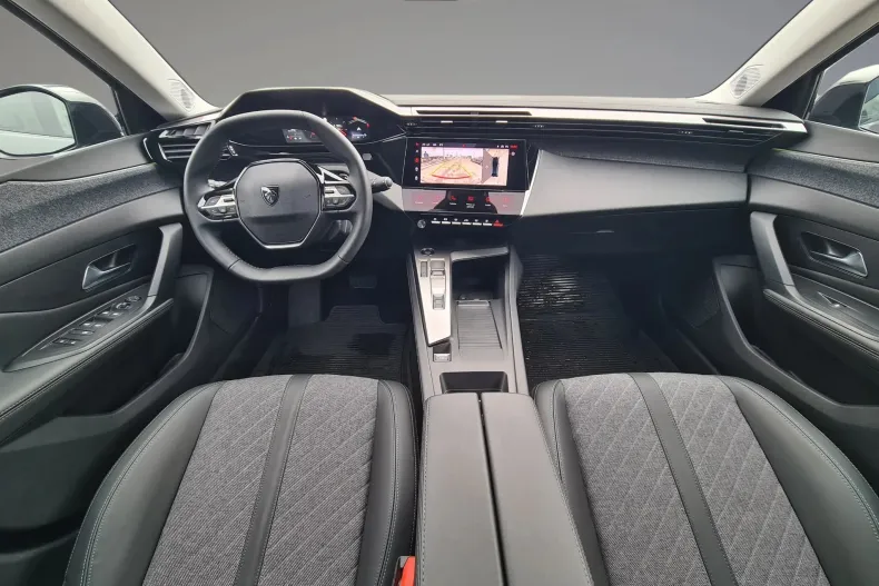 Peugeot 408 din 2023 cu 2.936 km - oferta PEU134985 - foto 9