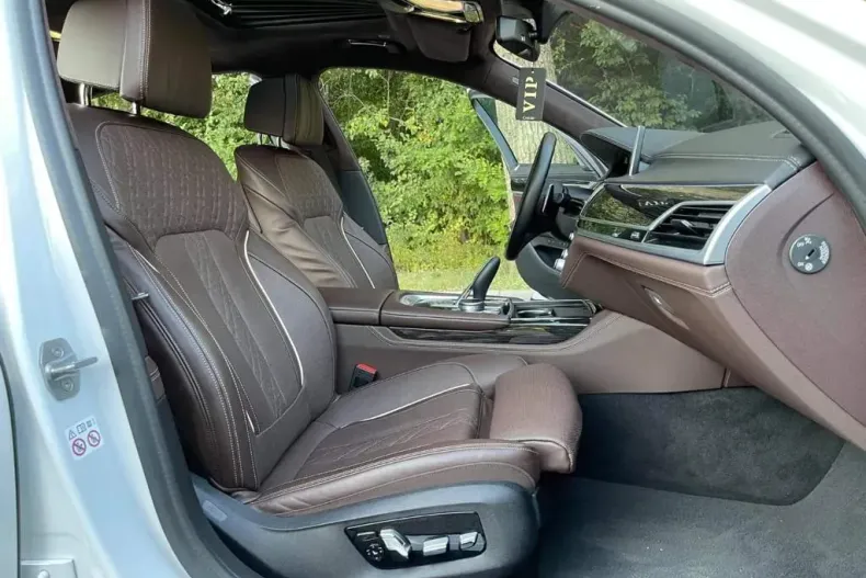 BMW Seria 7 din 2021 cu 99.800 km - oferta BMW134988 - foto 12