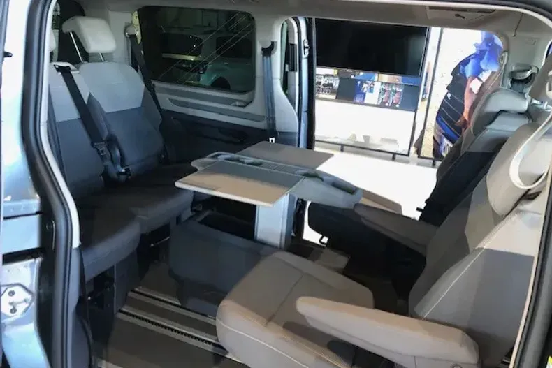 Volkswagen Multivan din 2025 cu 2 km - oferta VOL135004 - foto 8