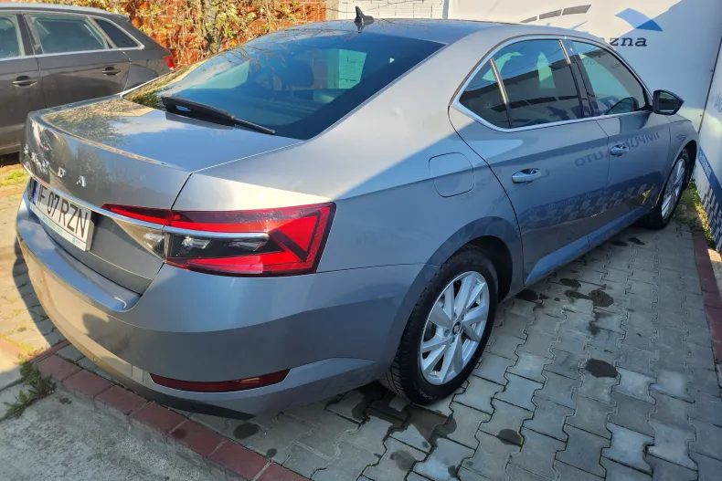 Skoda Superb din 2021 cu 34.000 km - oferta SKO135008 - foto 14
