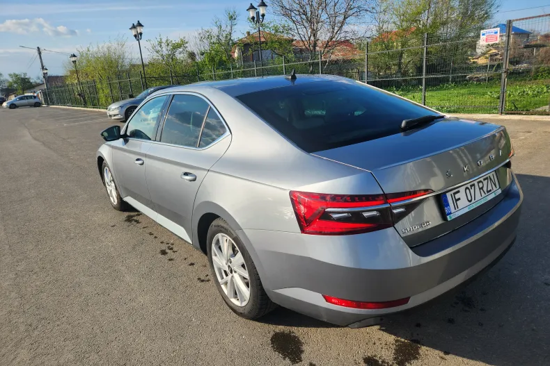 Skoda Superb din 2021 cu 34.000 km - oferta SKO135008 - foto 20