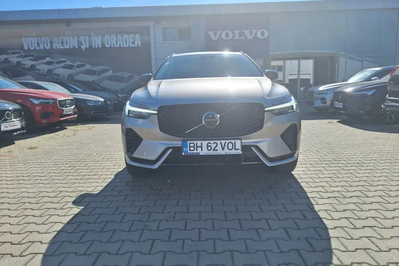 Volvo XC60 din 2025 cu 3.500 km - oferta VOL135066 - foto 4