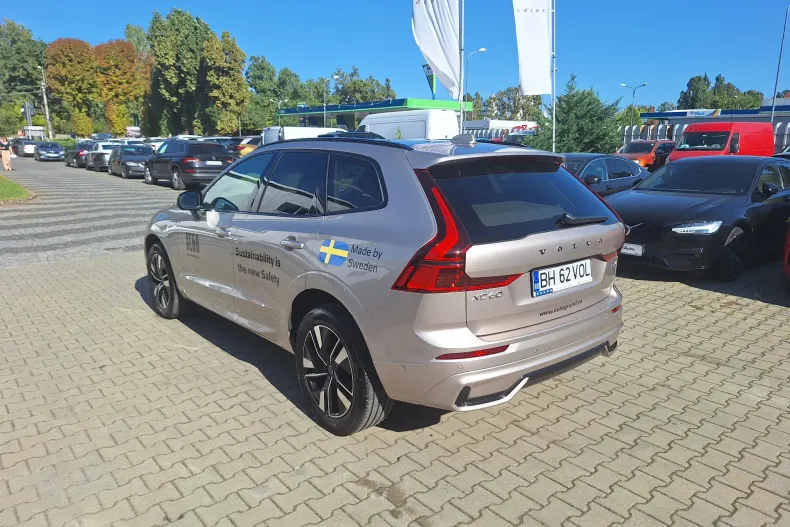 Volvo XC60 din 2025 cu 3.500 km - oferta VOL135066 - foto 13