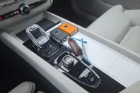 Volvo XC60 din 2025 cu 3.500 km - oferta VOL135066 - foto 32