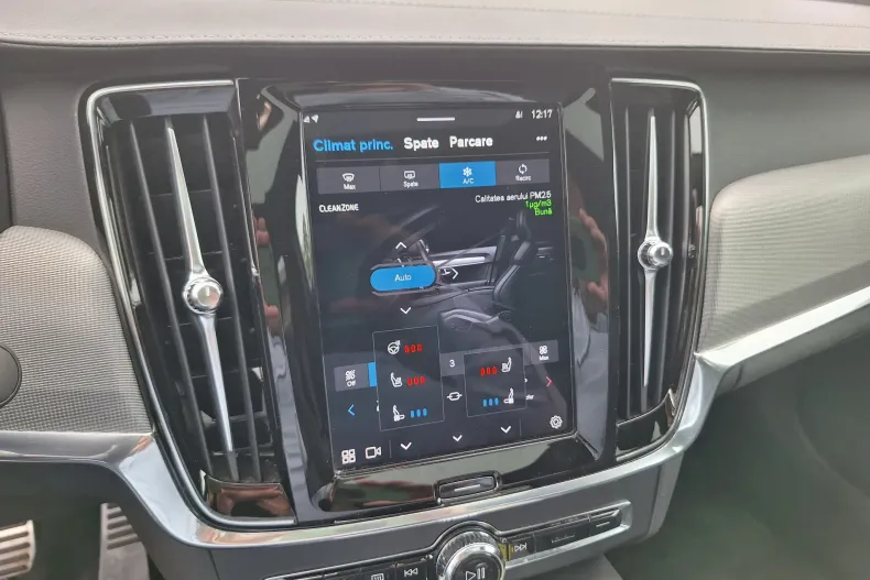 Volvo S90 din 2022 cu 71.000 km - oferta VOL135072 - foto 28