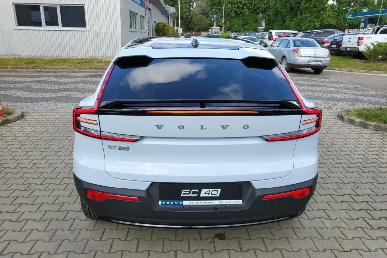 Volvo C40 din 2025 cu 5.000 km - oferta VOL135075 - foto 11