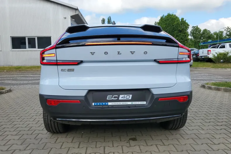 Volvo C40 din 2025 cu 5.000 km - oferta VOL135075 - foto 12