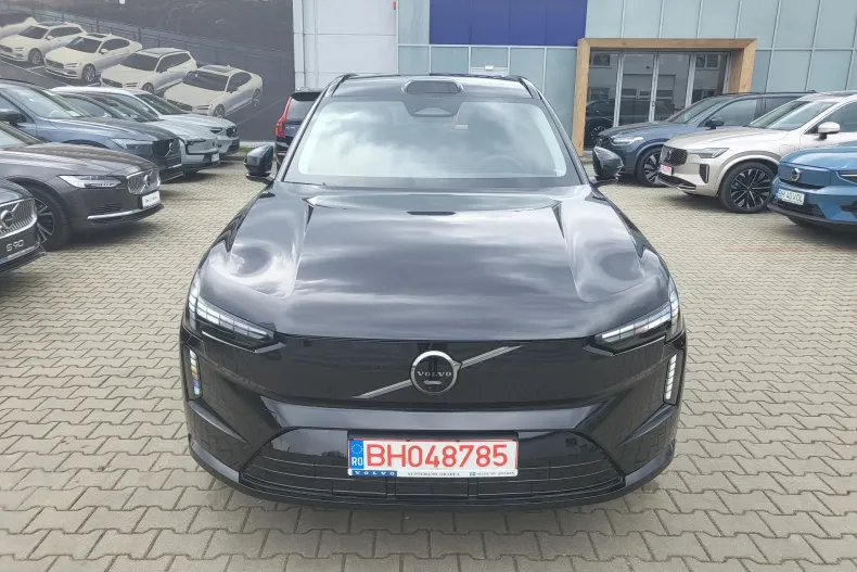 Volvo EX90 din 2025 cu 800 km - oferta VOL135077 - foto 3