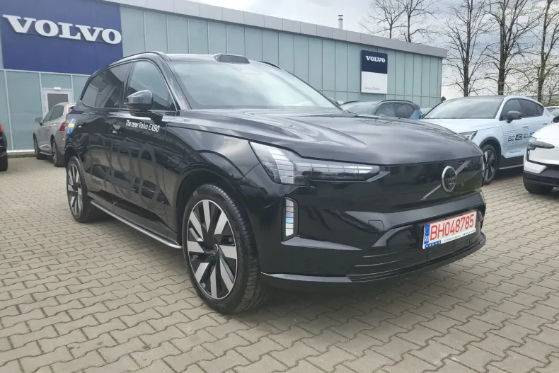 Volvo EX90 din 2025 cu 800 km - oferta VOL135077 - foto 6