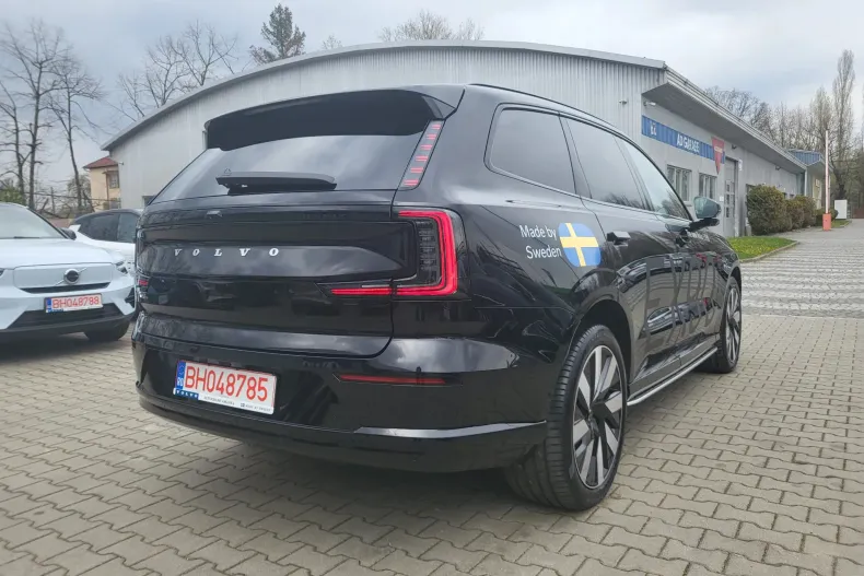 Volvo EX90 din 2025 cu 800 km - oferta VOL135077 - foto 14