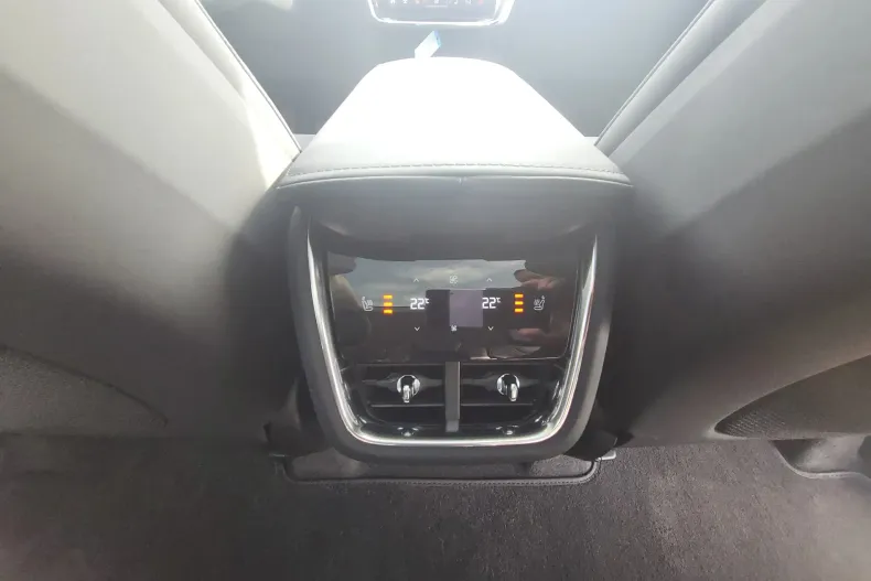 Volvo EX90 din 2025 cu 800 km - oferta VOL135077 - foto 38