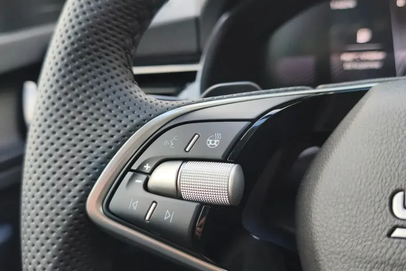 Skoda Kamiq din 2025 cu 7 km - oferta SKO135085 - foto 12