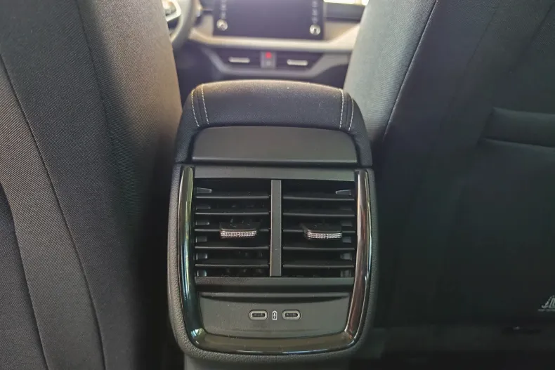 Skoda Kamiq din 2025 cu 8 km - oferta SKO135099 - foto 17