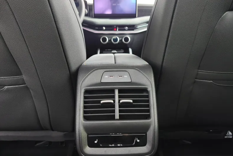 Skoda Superb din 2025 cu 5 km - oferta SKO135100 - foto 14