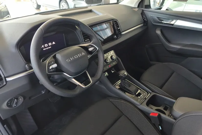 Skoda Karoq din 2025 cu 5 km - oferta SKO135102 - foto 11