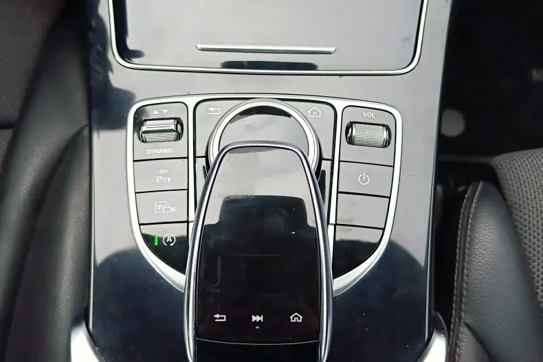 Mercedes-Benz C din 2019 cu 132.267 km - oferta MER135107 - foto 27