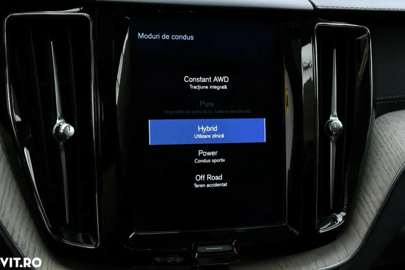 Volvo XC60 din 2021 cu 76.243 km - oferta VOL135115 - foto 17