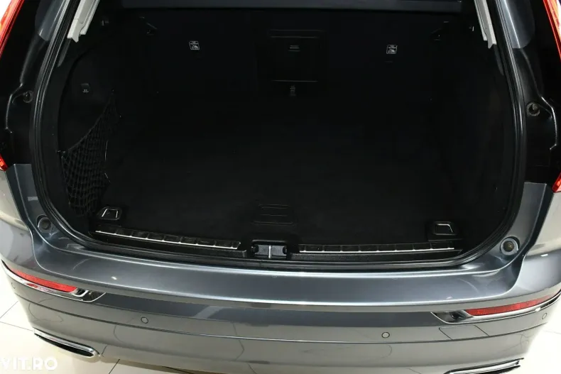 Volvo XC60 din 2021 cu 76.243 km - oferta VOL135115 - foto 29