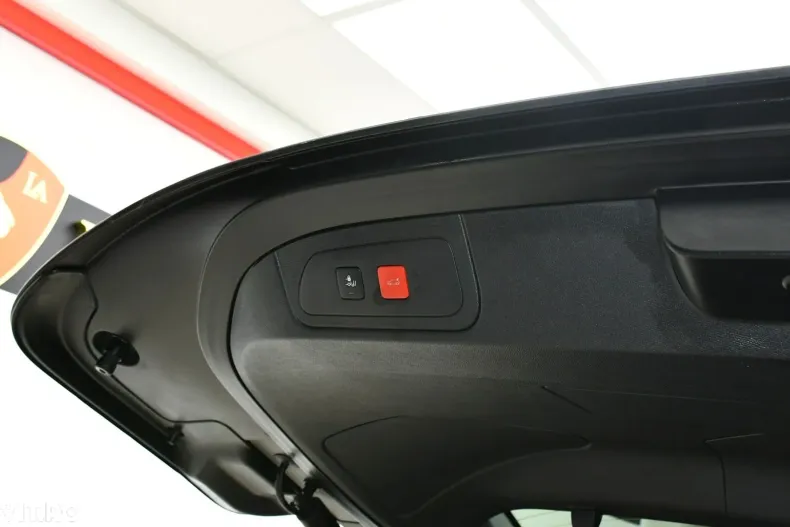 DS Automobiles DS 7 Crossback din 2021 cu 49.690 km - oferta DSA135116 - foto 29