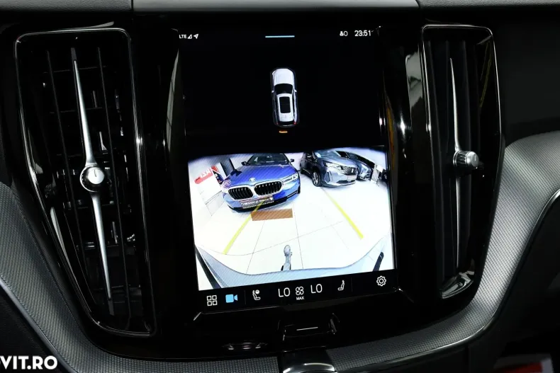 Volvo XC60 din 2023 cu 67.500 km - oferta VOL135120 - foto 12