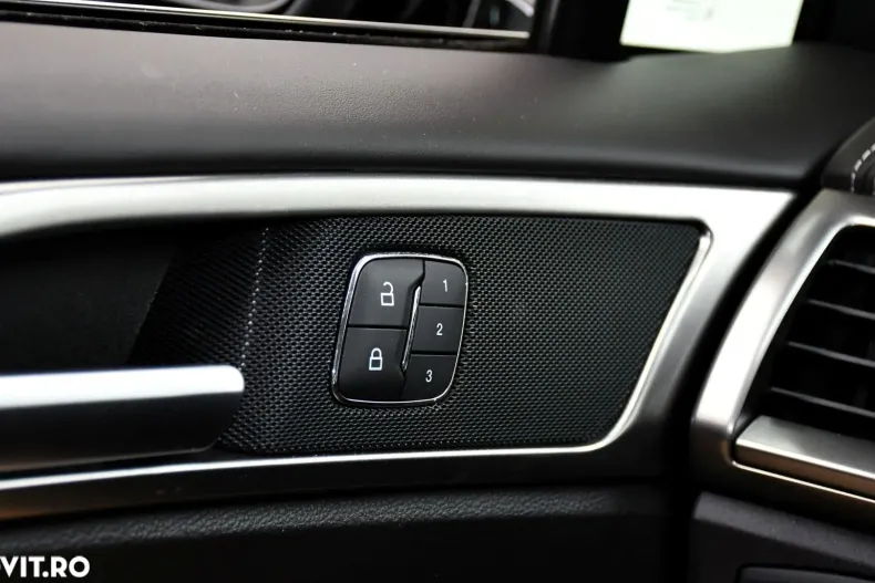 Ford Mondeo din 2019 cu 150.858 km - oferta FOR135128 - foto 20