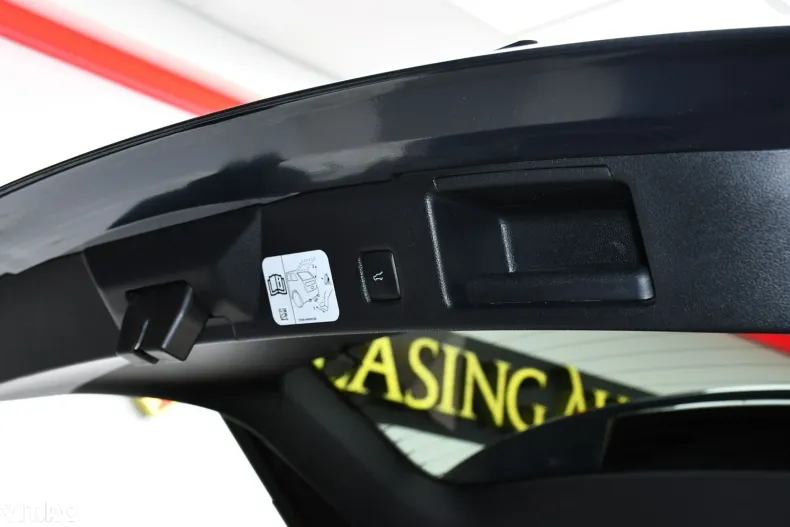 Ford Kuga din 2021 cu 68.781 km - oferta FOR135149 - foto 25