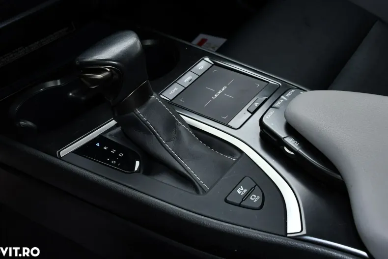 Lexus UX din 2021 cu 109.543 km - oferta LEX135150 - foto 12