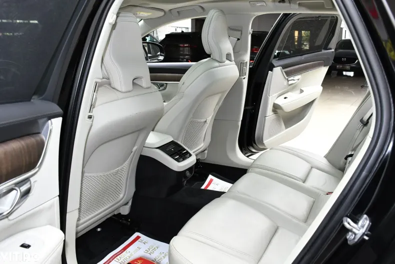 Volvo V90 din 2021 cu 149.527 km - oferta VOL135152 - foto 8