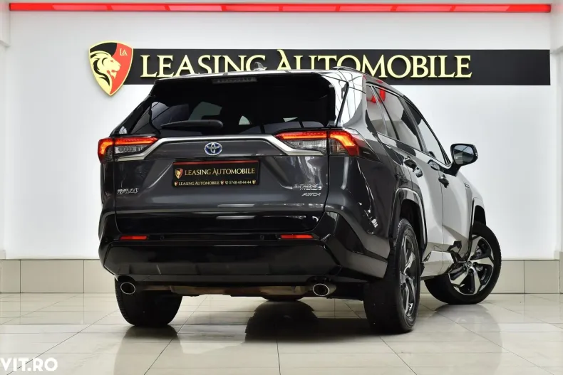 Toyota RAV4 din 2023 cu 44.881 km - oferta TOY135153 - foto 4