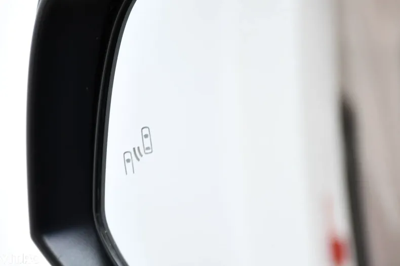 Toyota RAV4 din 2023 cu 44.881 km - oferta TOY135153 - foto 22