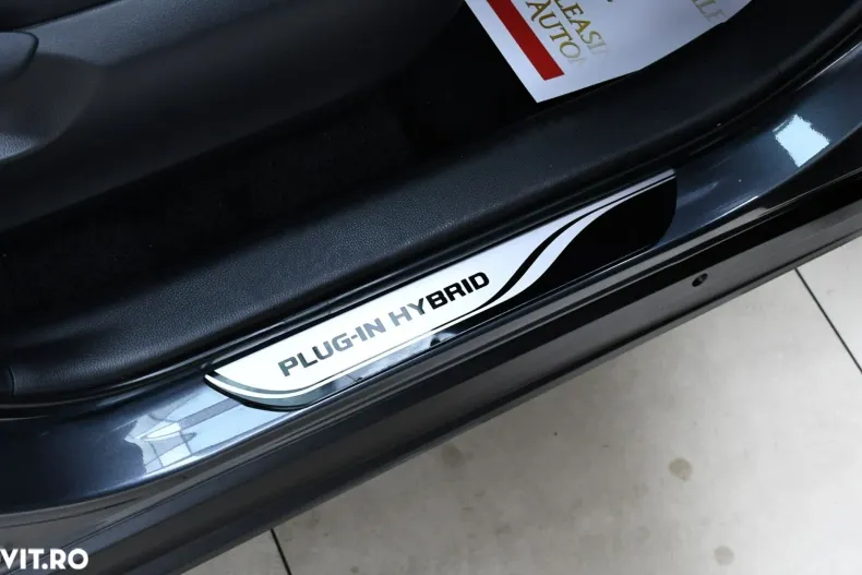 Toyota RAV4 din 2023 cu 44.881 km - oferta TOY135153 - foto 23