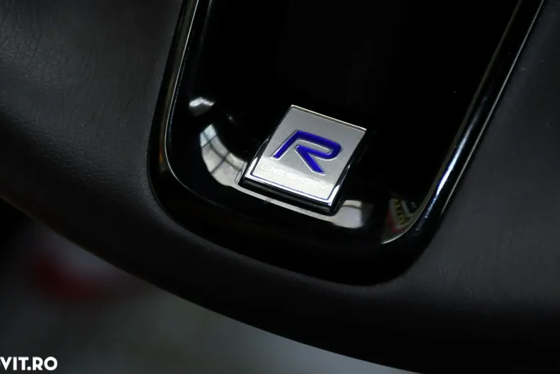 Volvo XC60 din 2020 cu 110.000 km - oferta VOL135154 - foto 24