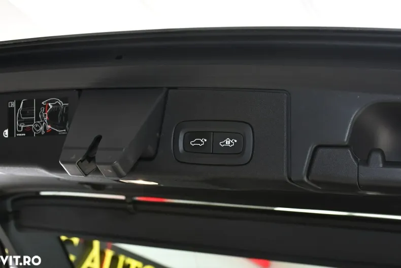 Volvo XC60 din 2020 cu 110.000 km - oferta VOL135154 - foto 27