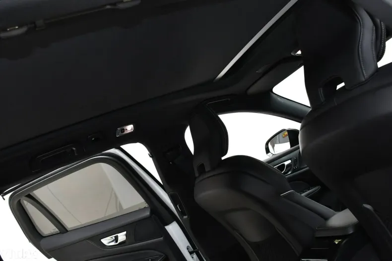 Volvo V60 din 2021 cu 112.743 km - oferta VOL135155 - foto 21