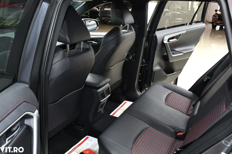 Toyota RAV4 din 2023 cu 43.882 km - oferta TOY135158 - foto 11