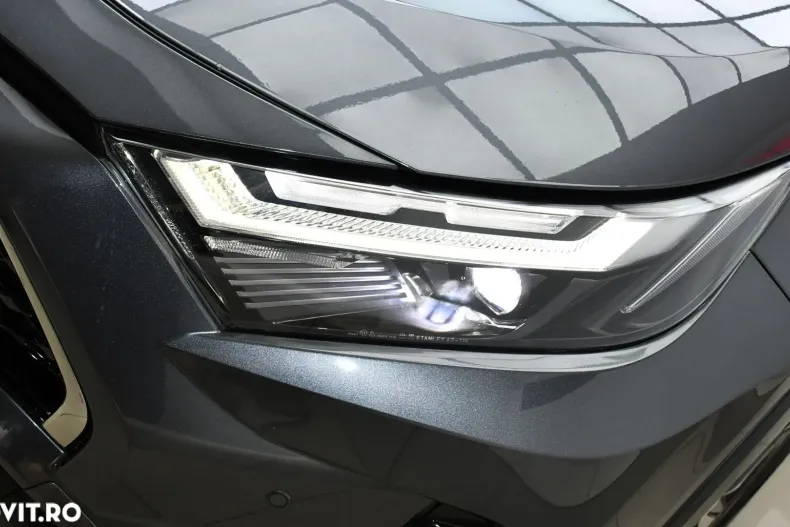 Toyota RAV4 din 2023 cu 43.882 km - oferta TOY135158 - foto 15