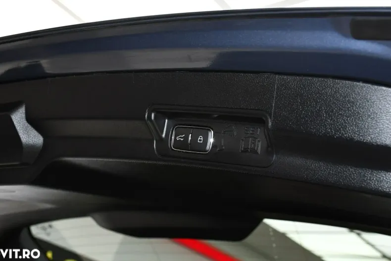 Ford Explorer din 2021 cu 93.414 km - oferta FOR135159 - foto 29