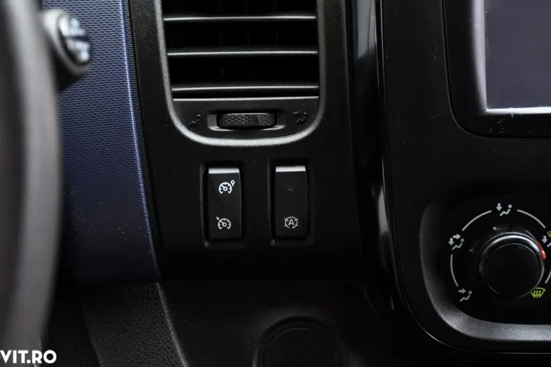 Opel Vivaro din 2019 cu 154.556 km - oferta OPE135166 - foto 21