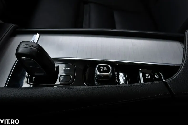 Volvo XC90 din 2021 cu 130.811 km - oferta VOL135175 - foto 26