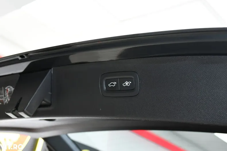 Volvo XC90 din 2021 cu 130.811 km - oferta VOL135175 - foto 29