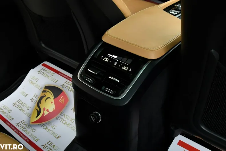 Volvo XC90 din 2020 cu 102.862 km - oferta VOL135180 - foto 26