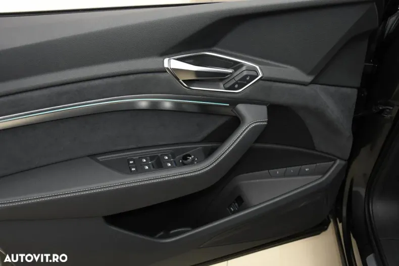 Audi e-tron din 2021 cu 8.200 km - oferta AUD135184 - foto 28