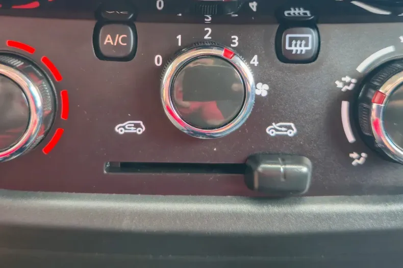 Dacia Spring din 2021 cu 2.540 km - oferta DAC135186 - foto 17